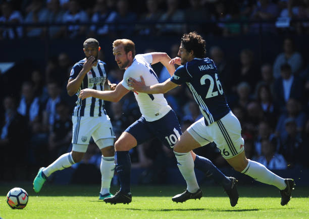 中表现出色 中表现出色