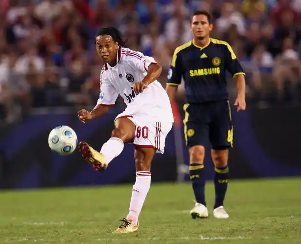 不仅是力量 不仅是力量