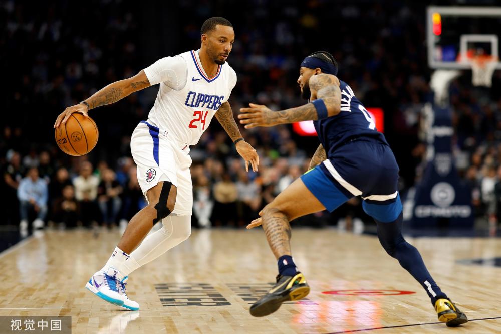 对运动员自 对运动员自